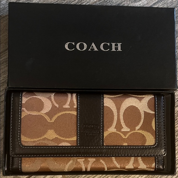 Coach Handbags - COACH Classic Logo Trifold Wallet & Checkbook Holder Credit Card Slots in Box
